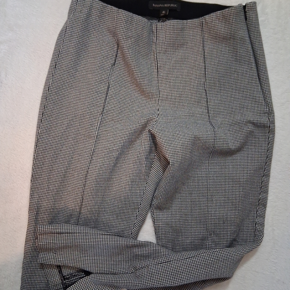 Banana Republic Black and White Cropped Jeans